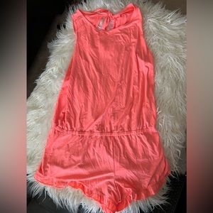 Victoria’s Secret’s sleep romper NWT
